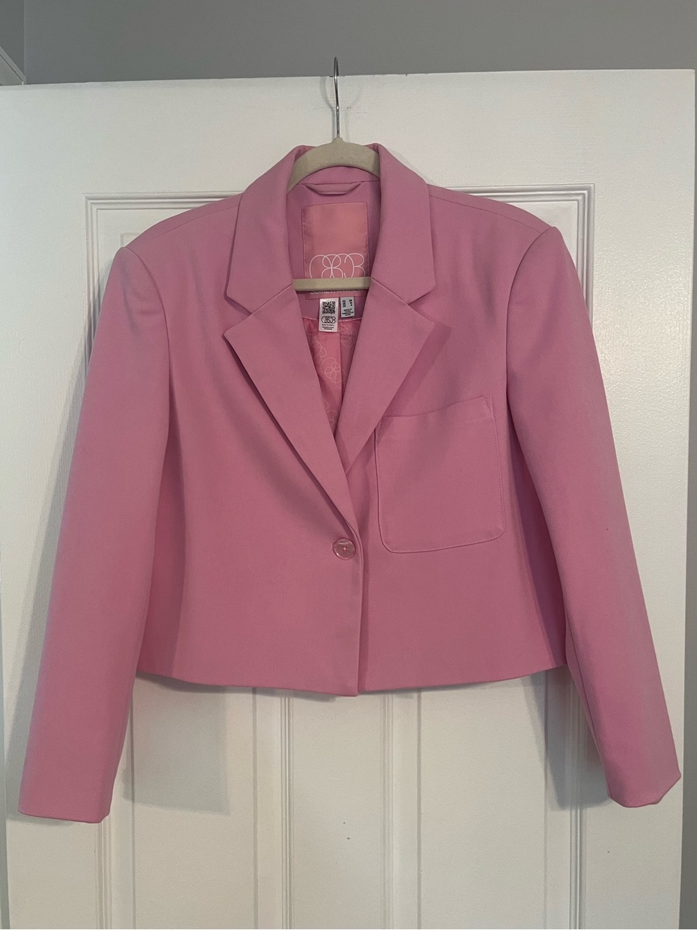 NWOT Something New Cropped Pink Blazer Jacket with Single-Button Closure